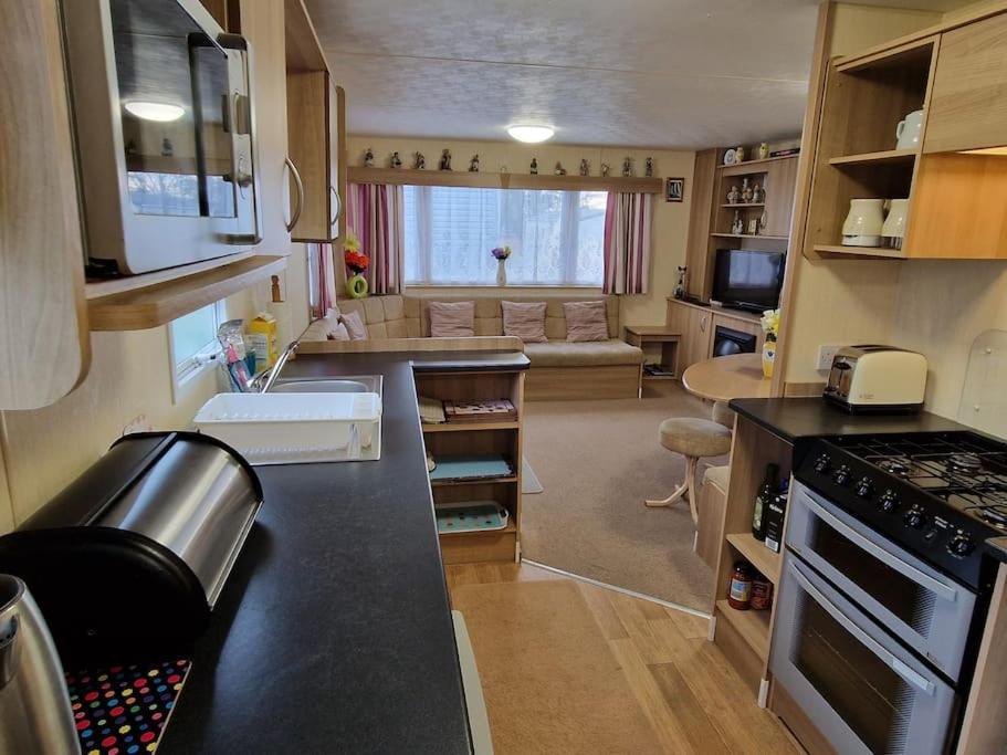 Homely 3 Bed Van @ Weymouth Bay المظهر الخارجي الصورة